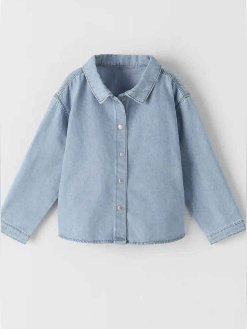Light Wash Denim Button-Up || Zara
